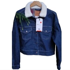 NWT LEVI'S X-Small PREMIUM DENIM JACKET Sherpa collar & Flannel Lining